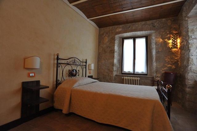 Il Casale Di Mario Villa Montecchio  Bagian luar foto